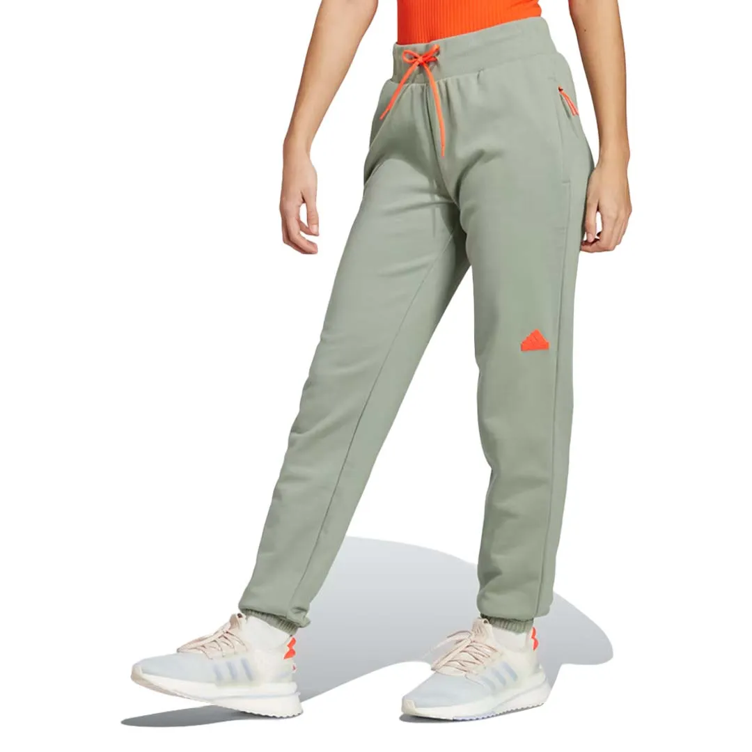 adidas - Women's City Escape Pant (IC0261)
