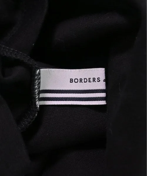 BORDERS At BALCONY Tee Shirts/Tops