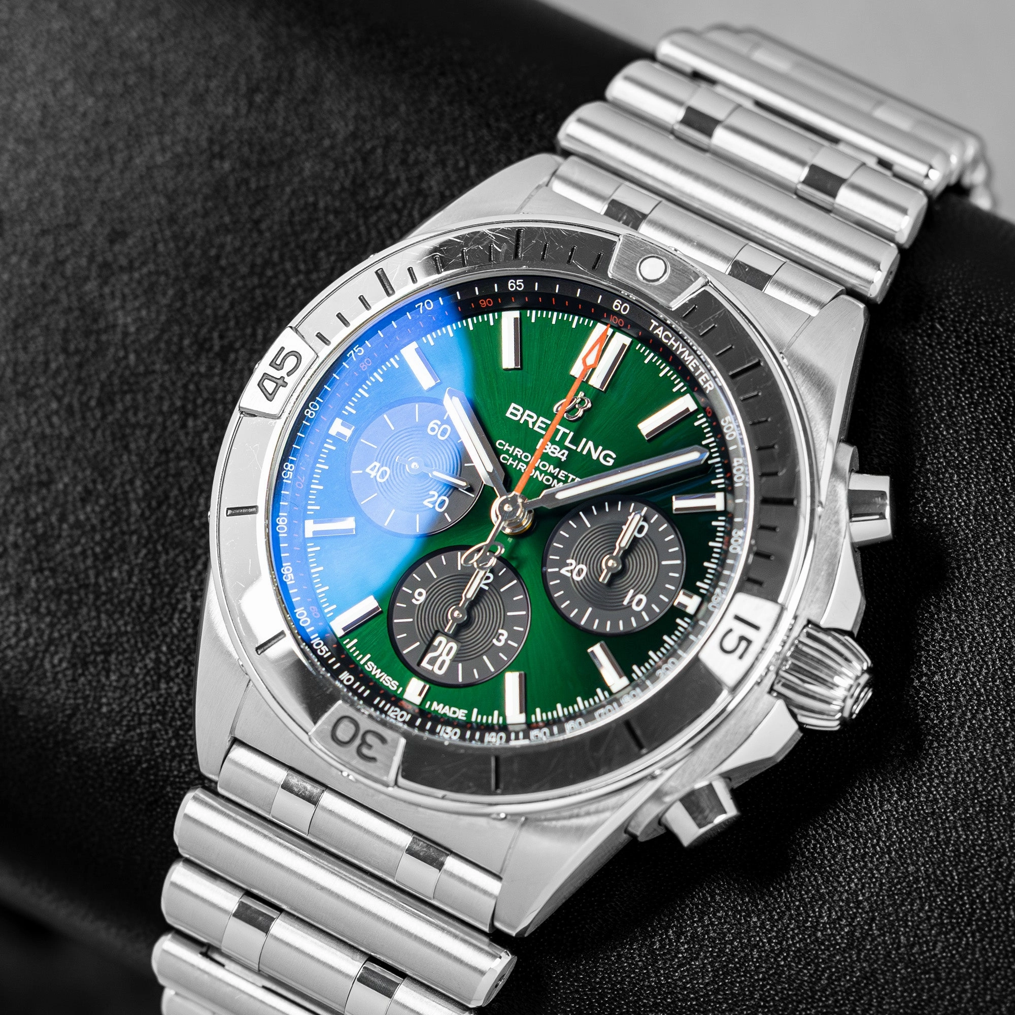 Breitling Chronomat B01 42 AB0134101L1A1