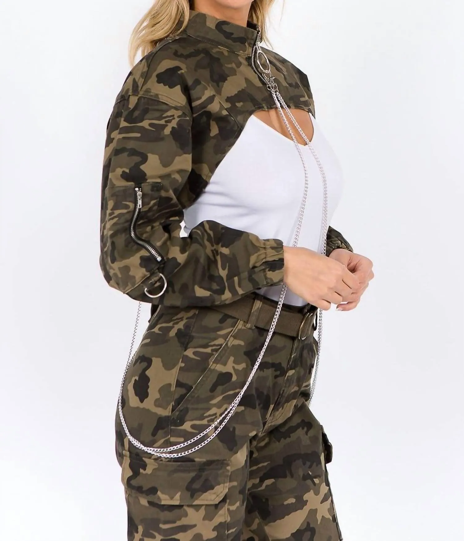 Camouflage Cropped Jacket With Chains In Olive Camo