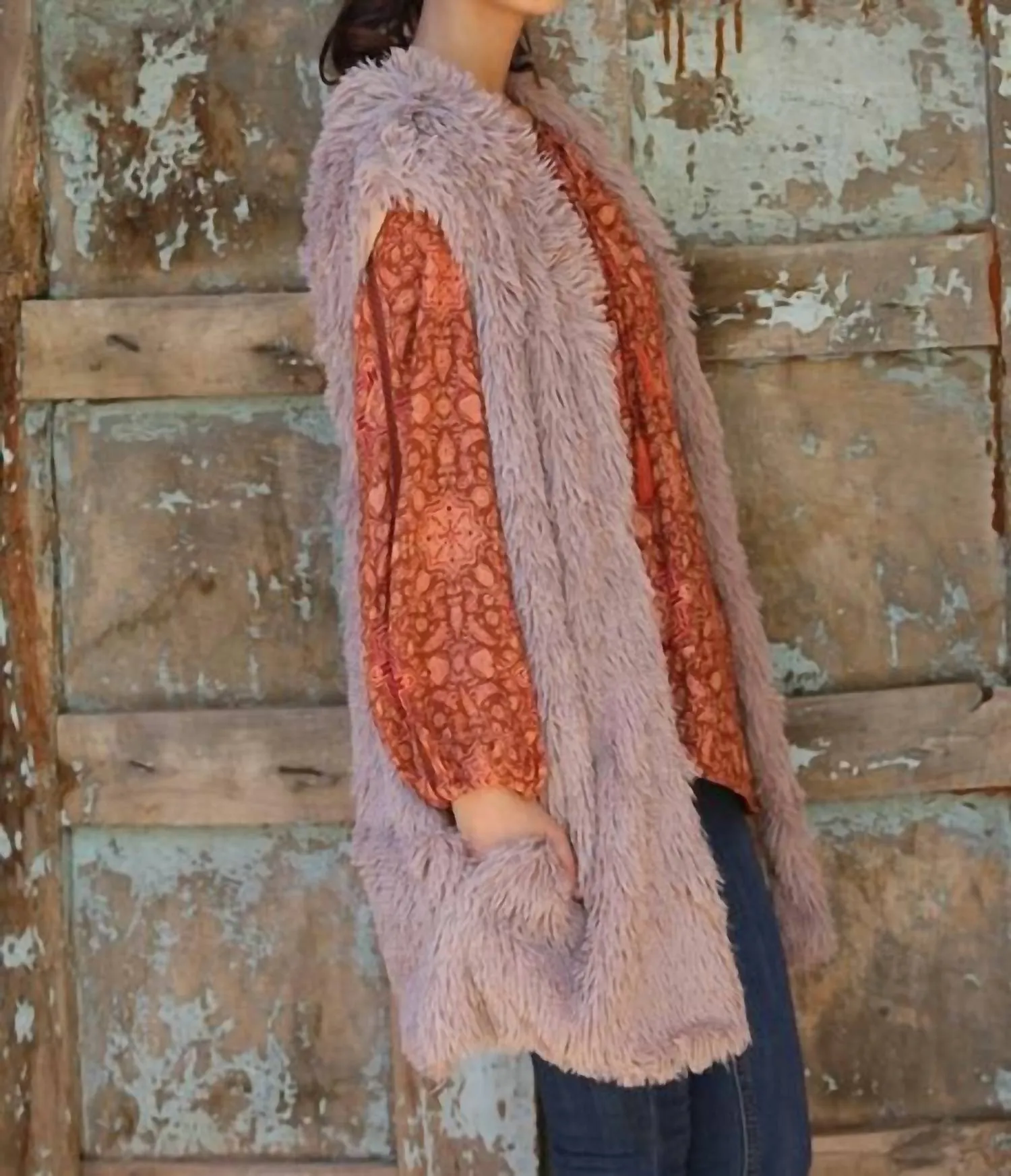 Carrie Anne Faux Fur Vest In Taupe