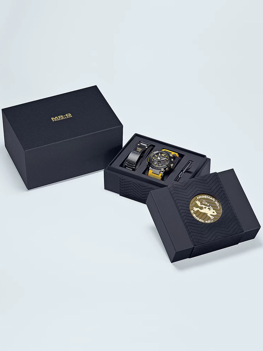 Casio G-SHOCK 40th anniversary remake of the FROGMAN 30th. The MR-G diver??s watch MRGBF1000E-1A9
