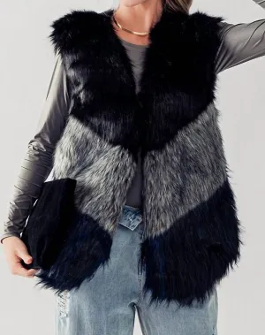 Colorblock Faux Fur Vest In Navy