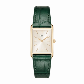 Daniel Wellington Crocodile-Embossed Champagne Gold Elegance Watch DW00100695,quartz watch, quartz watches for men, quartz watches for women, best quartz watch, minimalist quartz watch, luxury quartz watch, waterproof quartz watch,analog quartz watch, digi