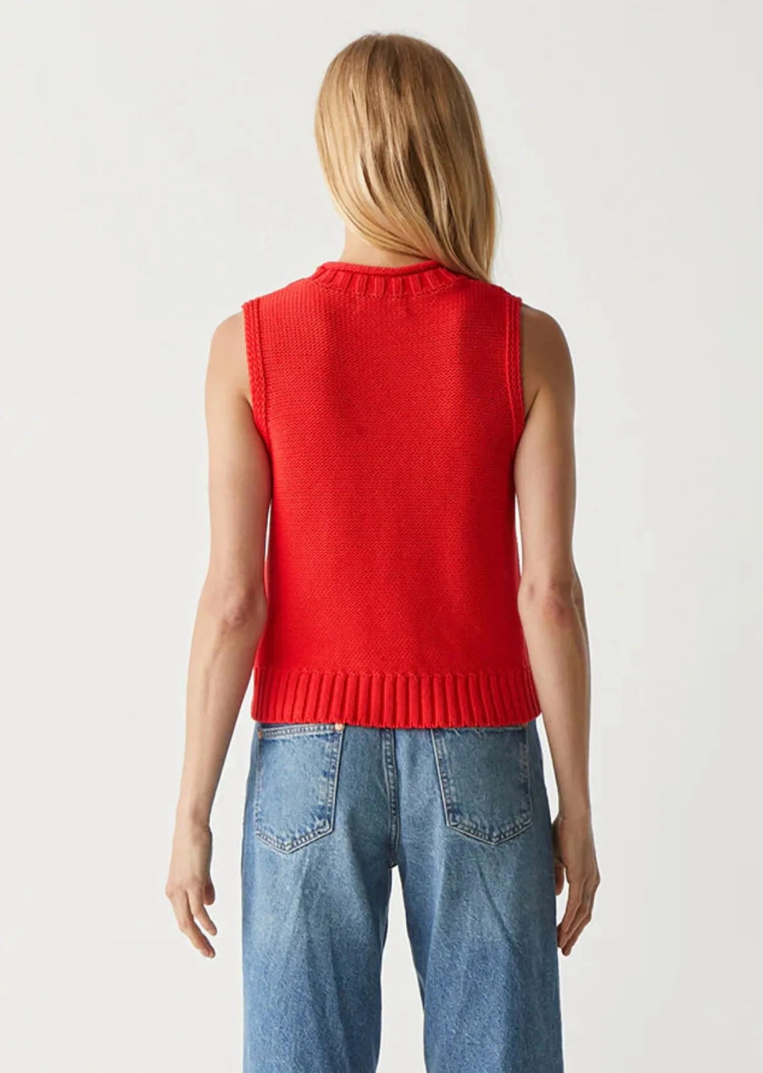 Estelle Sweater Vest In Cherry Red