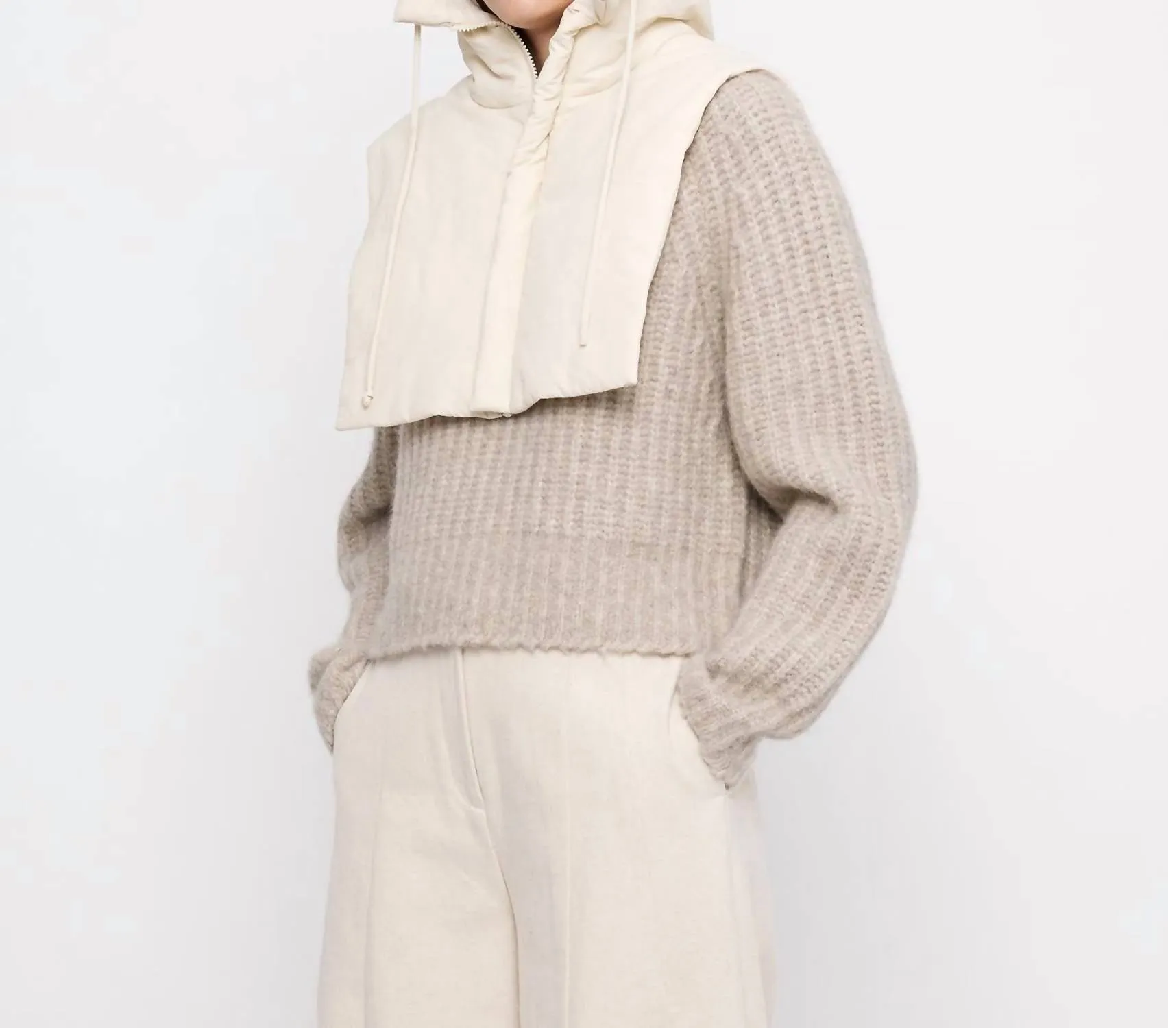 Hooded Vest In Off-White