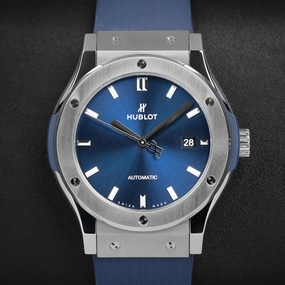 Hublot Classic Fusion 542.NX.7170.RX affordable sports watches lightweight cycling smart running swimming sports watches