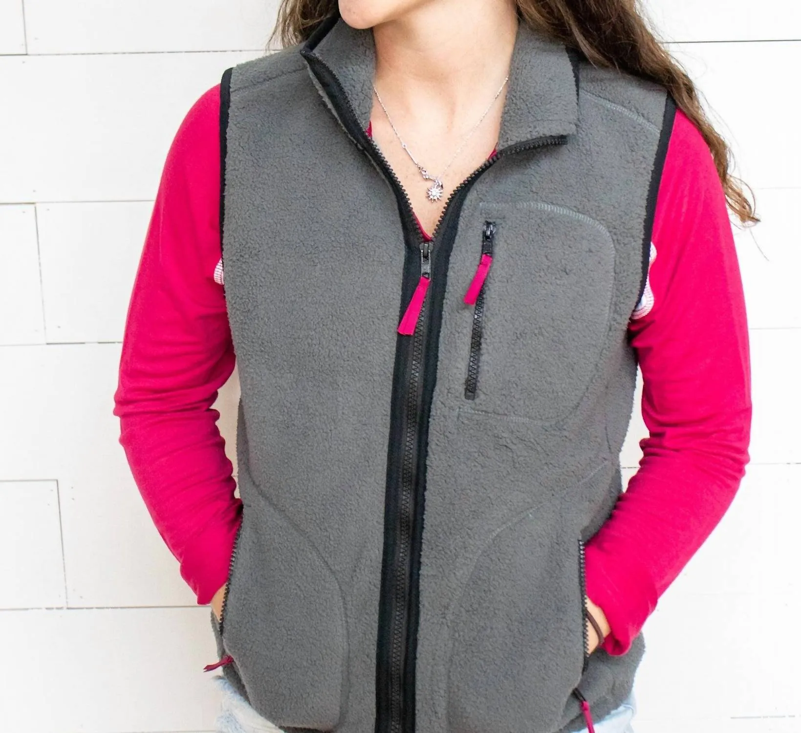 Love Yourself Vest In Grey/black