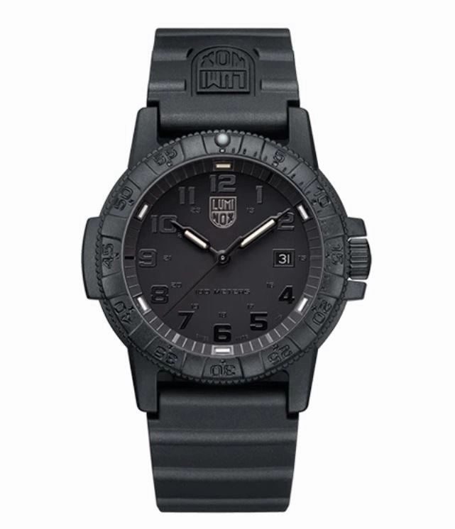 Luminox Sea Turtle Giant 0320 Black Dial Mens Watch 