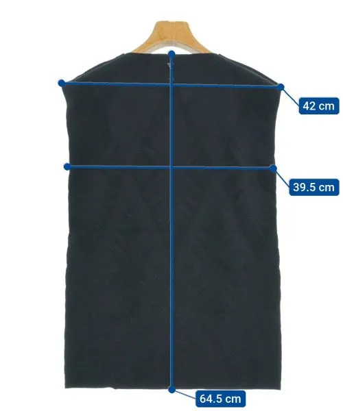 Me ISSEY MIYAKE Sleeveless tops