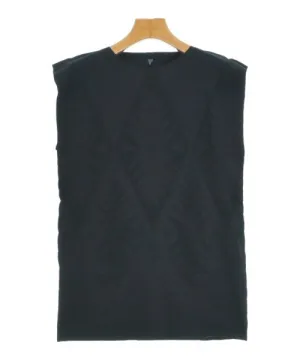 Me ISSEY MIYAKE Sleeveless tops