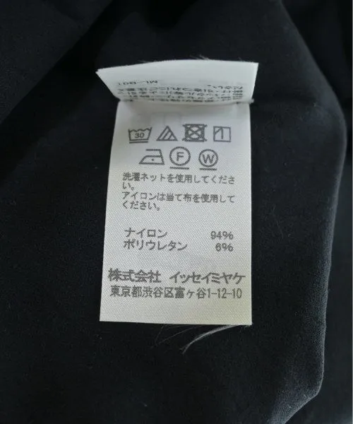 Me ISSEY MIYAKE Sleeveless tops