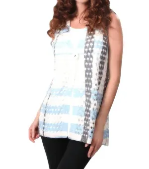 Open-Weave On The Grid Vest In White/turquiose