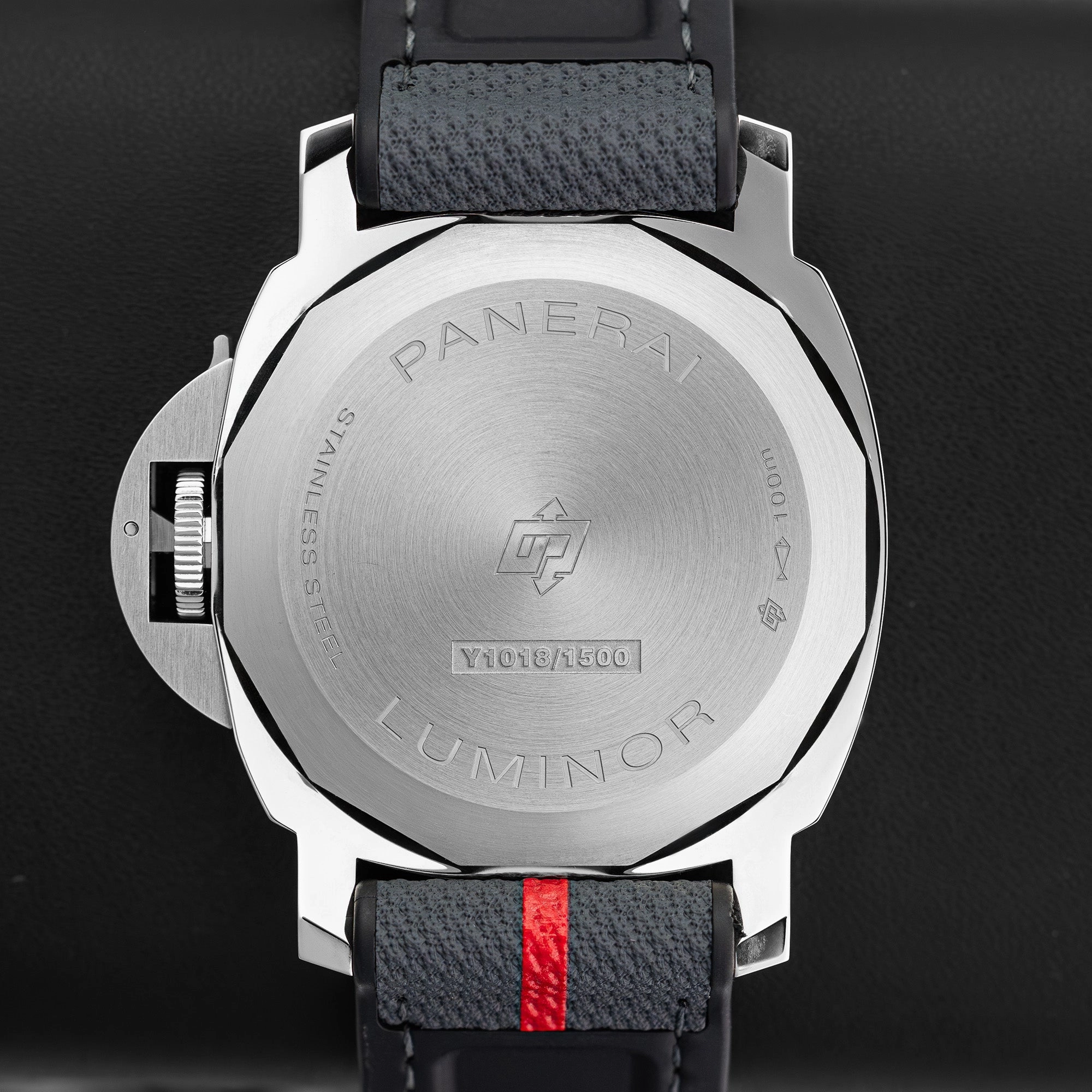 Panerai Luminor Luna Rossa PAM01342