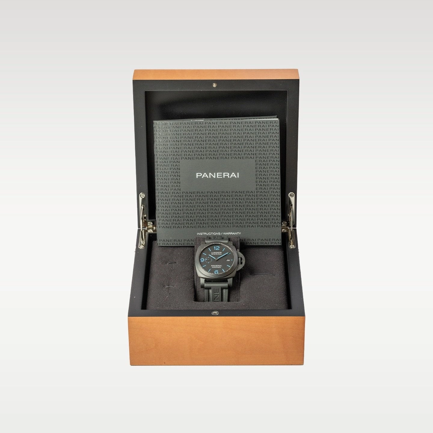 Panerai Luminor Marina Carbotech PAM01661