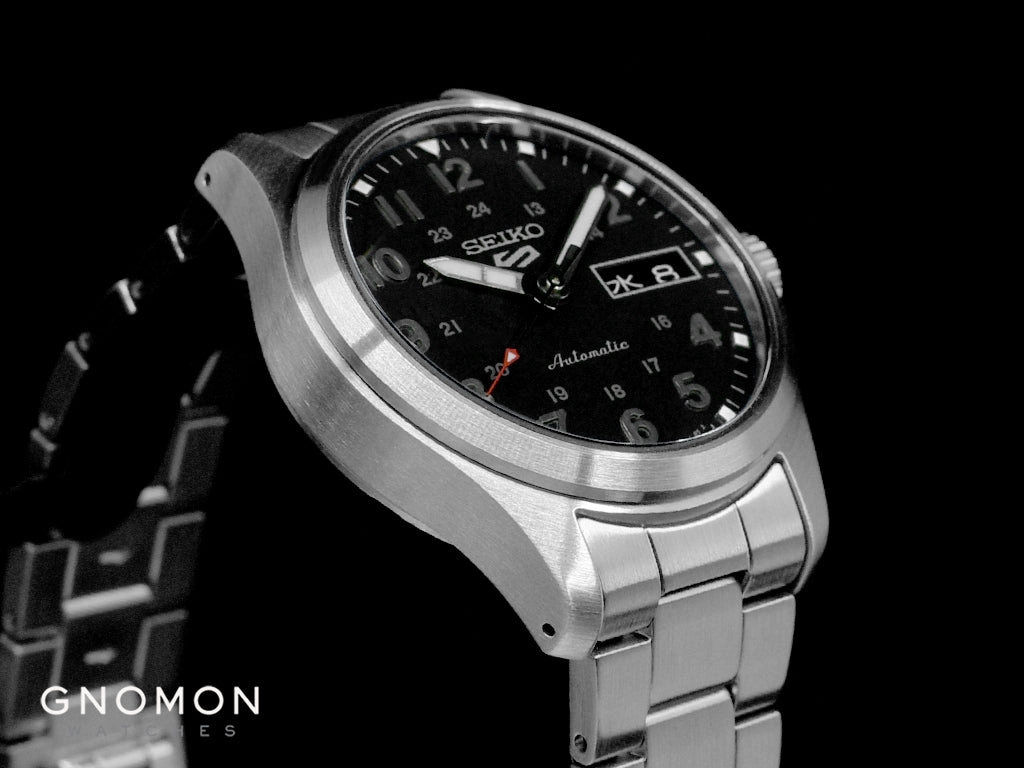 Seiko 5 Sports ??Field Sports Style?? Automatic 36 Black Ref. SBSA197
