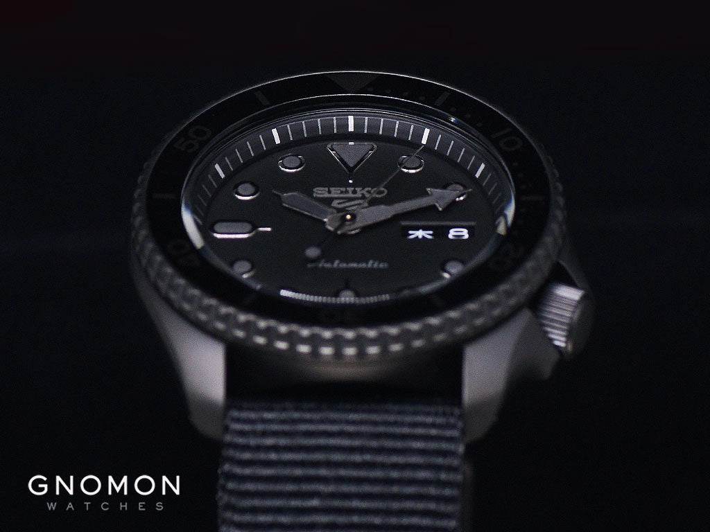Seiko 5 Sports ??Street Style?? Blackout Ref. SBSA025