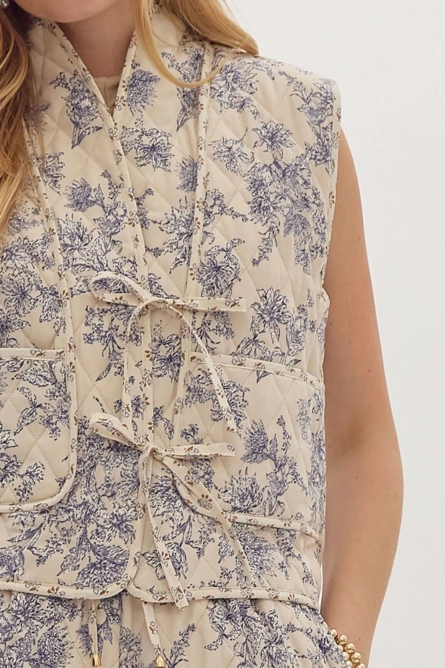 Show Me The Way Floral Quilted Vest In Ecru