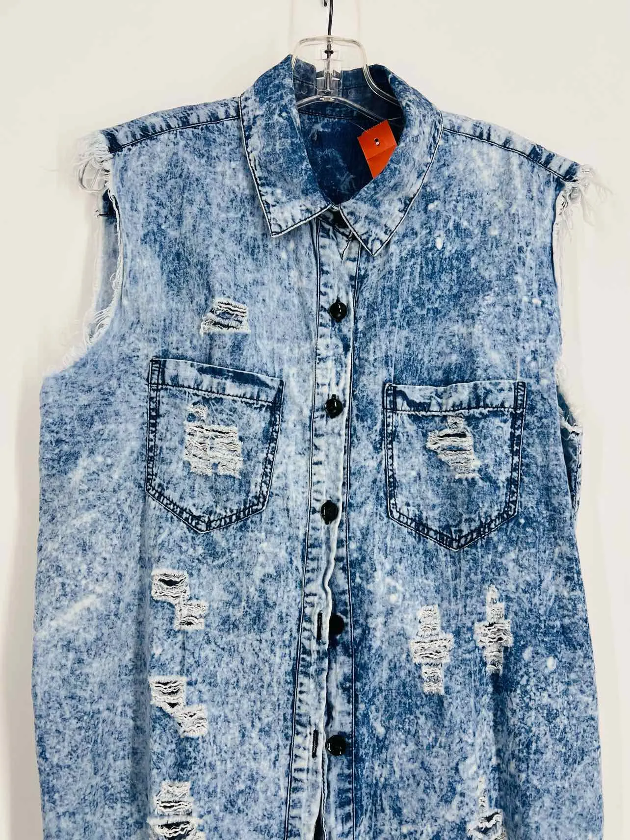 Size M ? Denim Chambray Acid Wash Frayed Tops Tunic