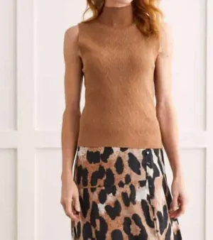 Sleeveless Mock Neck Top In Cinnamon
