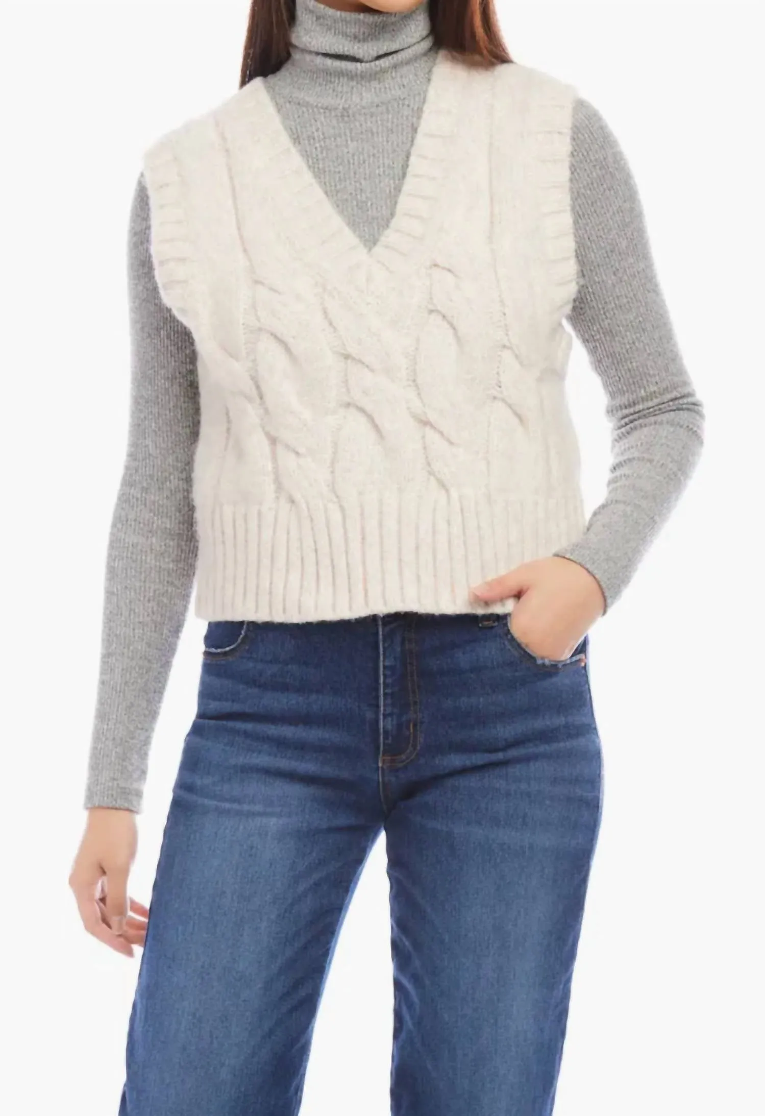 Sweater Vest In Beige