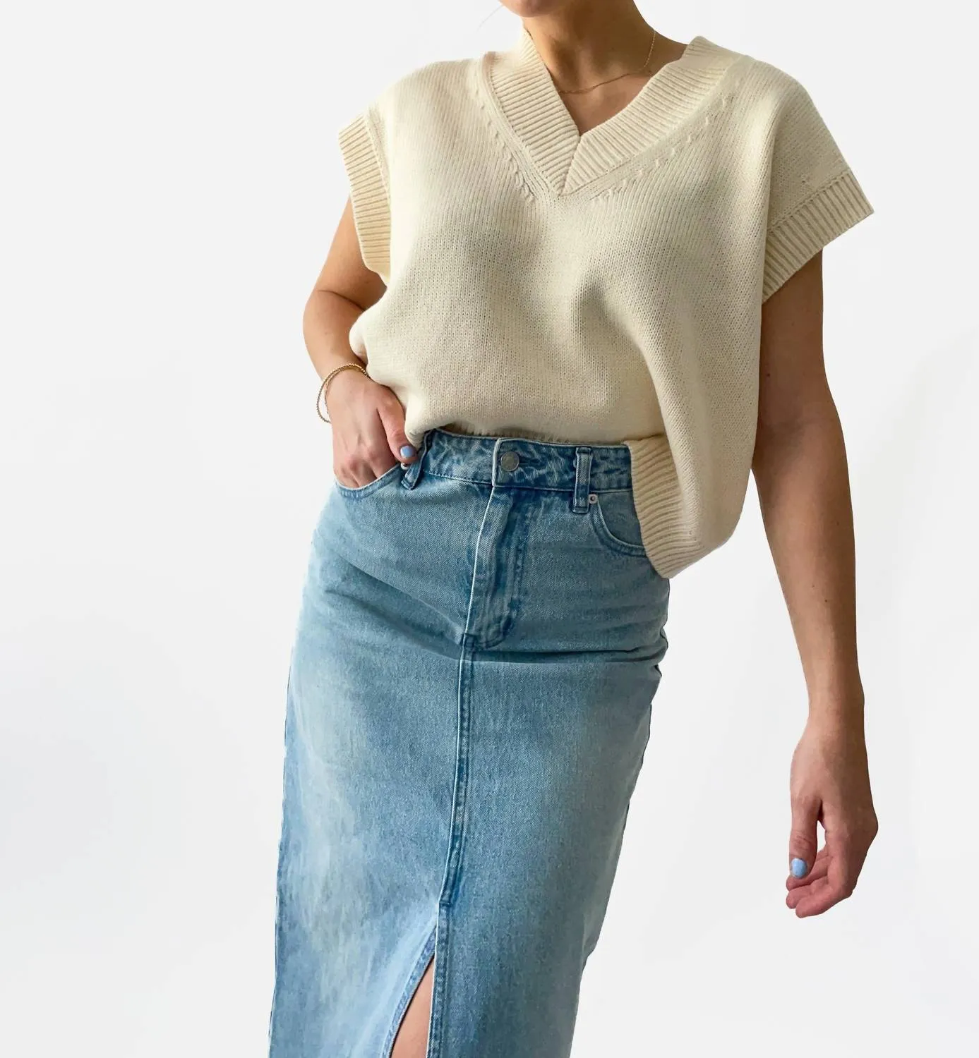 Sweater Vest In Cream